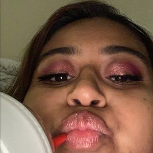 Meet your Posher, Ivette